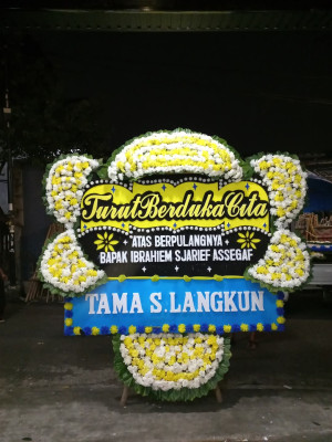 Papan Bunga Duka di Pondokkaso Landeuh